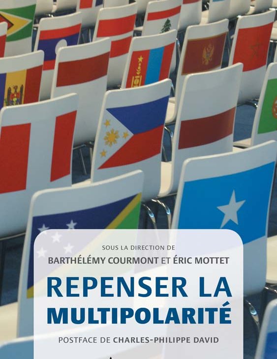 Repenser la multipolarité